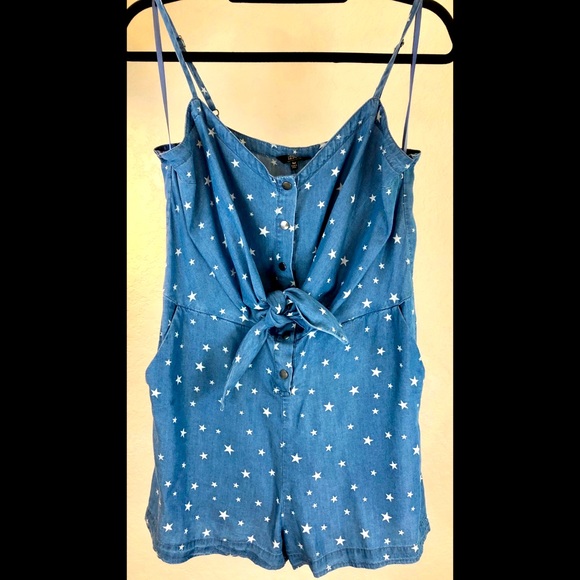 Star print chambray tie romper - Picture 1 of 3